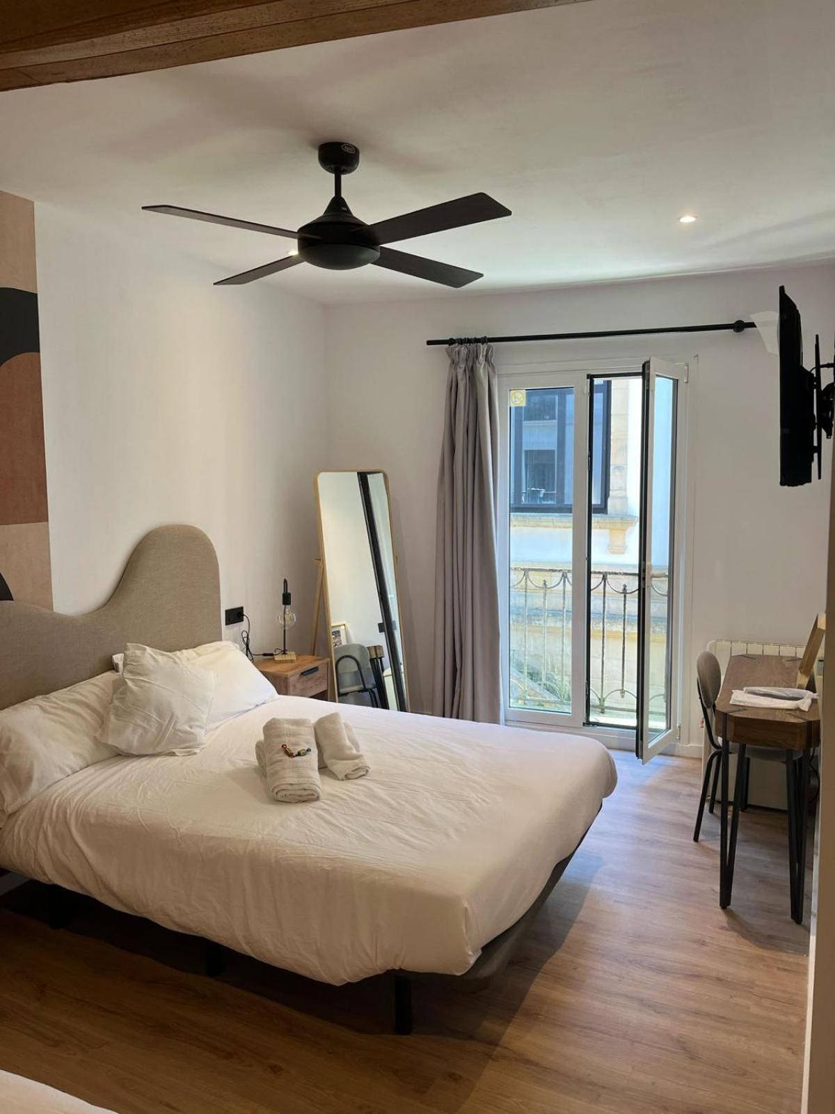 Kaixo Rooms San Sebastian Luaran gambar