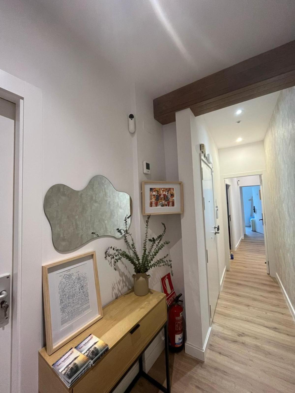 Kaixo Rooms San Sebastian Luaran gambar